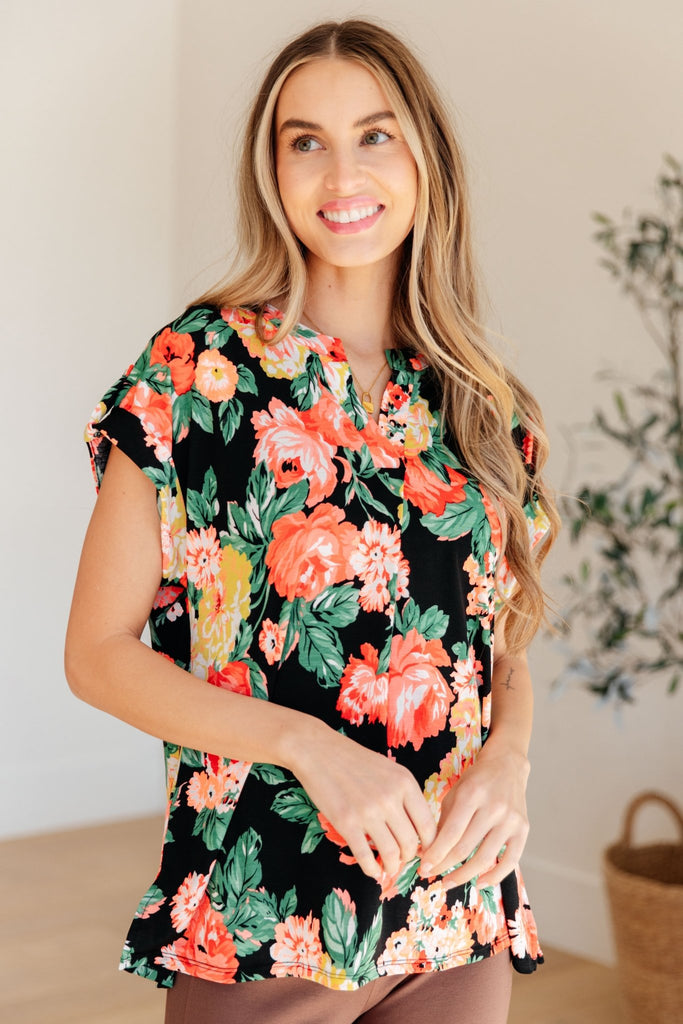 Lizzy Cap Sleeve Top in Black Garden Floral - Molliee Boutique