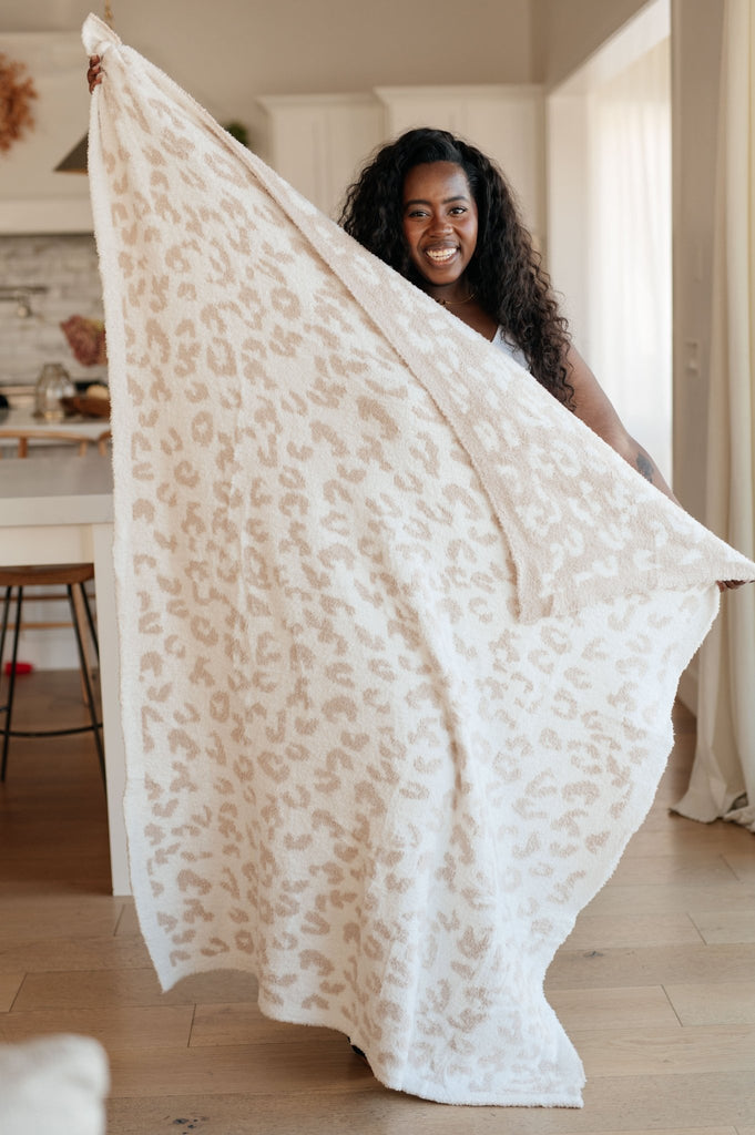 Ari Blanket Single Cuddle Size in Neutral Animal - Molliee Boutique