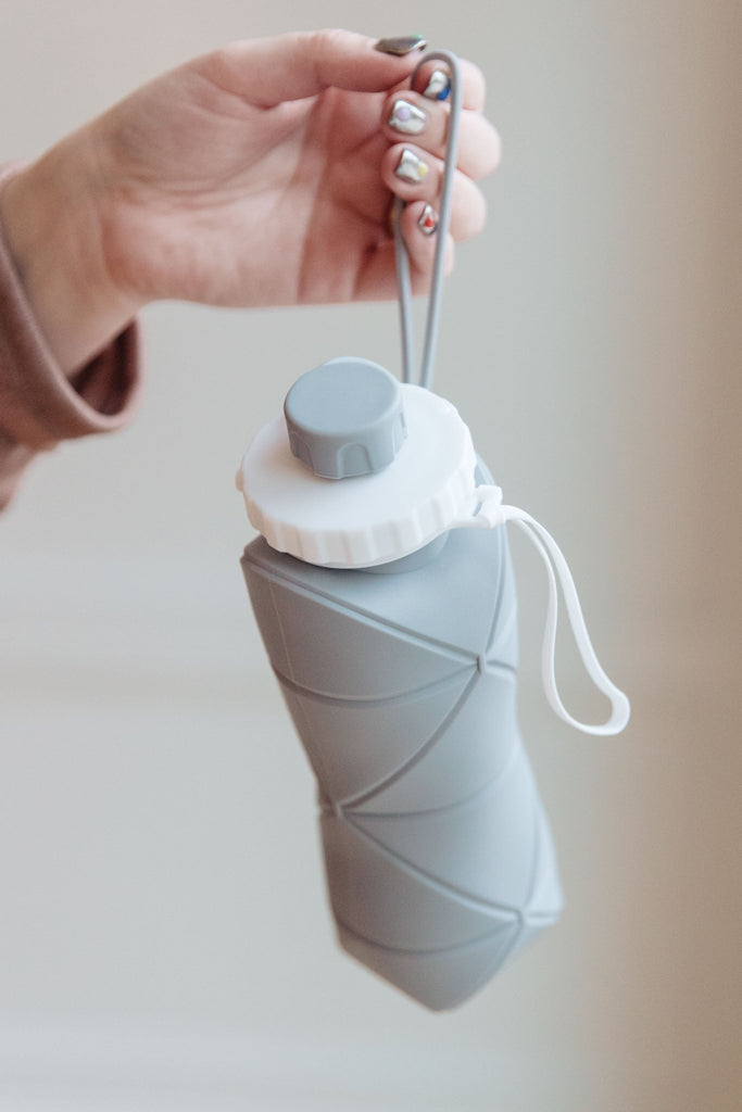 Collapsing Silicon Water Bottle in Diamond Gray - Molliee Boutique