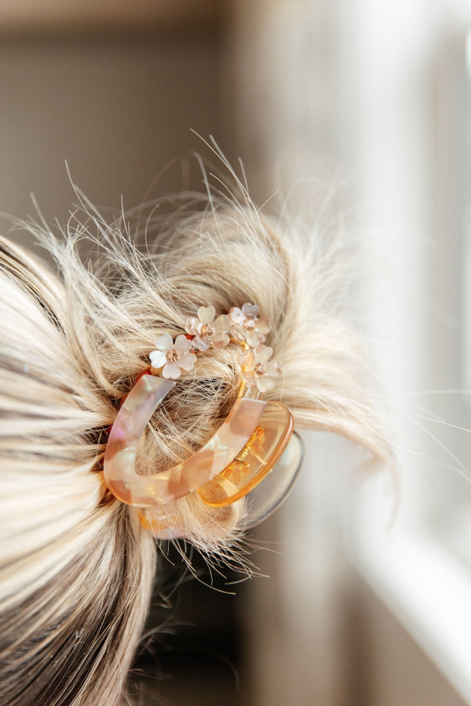 Flower Eclipse Claw Clip - Molliee Boutique