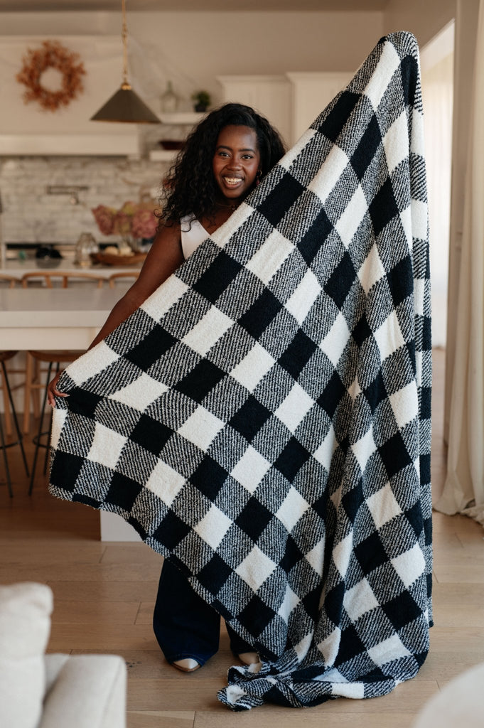 Penny Blanket Single Cuddle Size in Plaid - Molliee Boutique